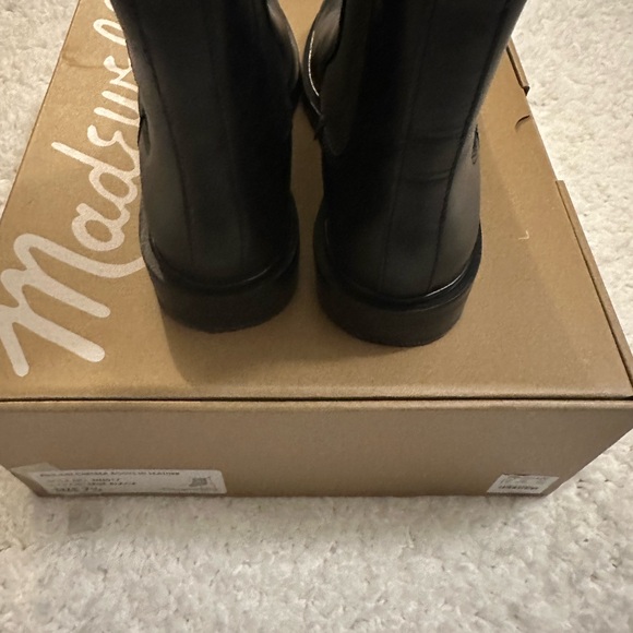 The Benning Chelsea Boot - Picture 4 of 8